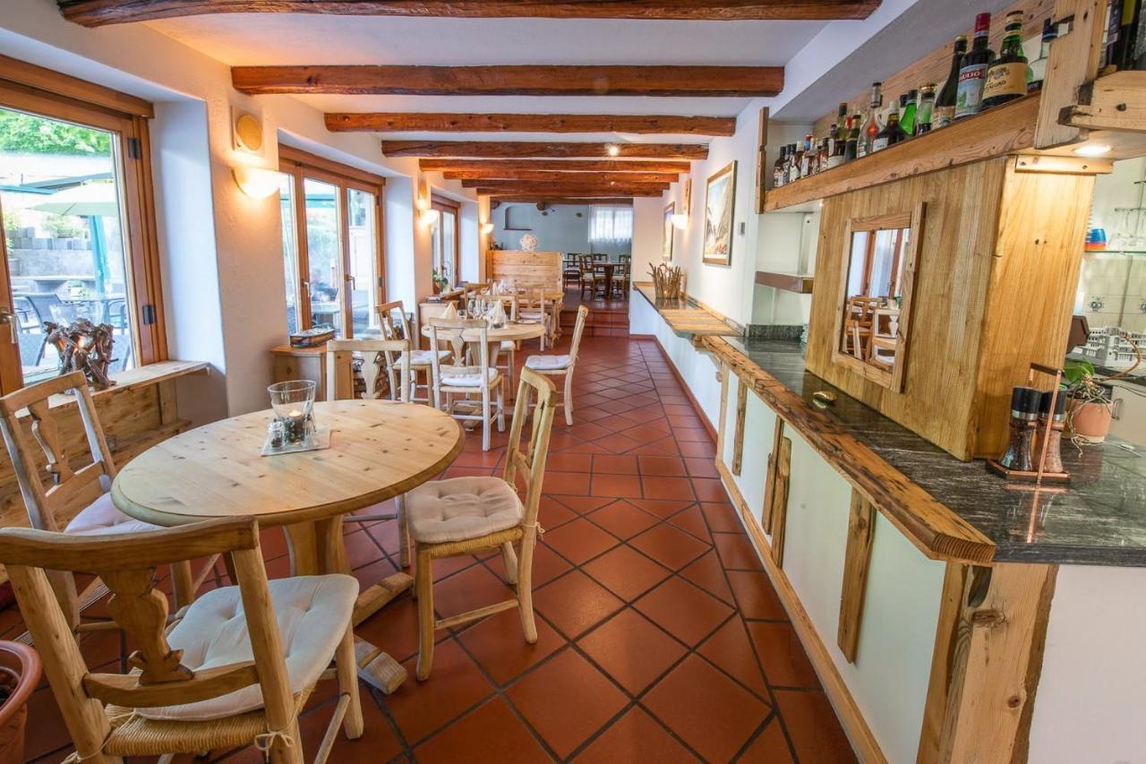 Hotel Santana Roveredo Buitenkant foto